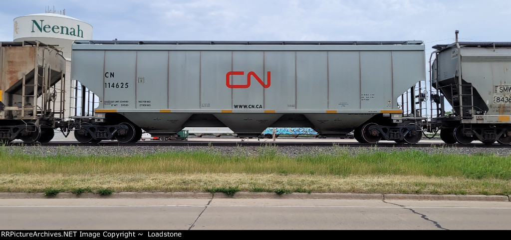 CN 114625